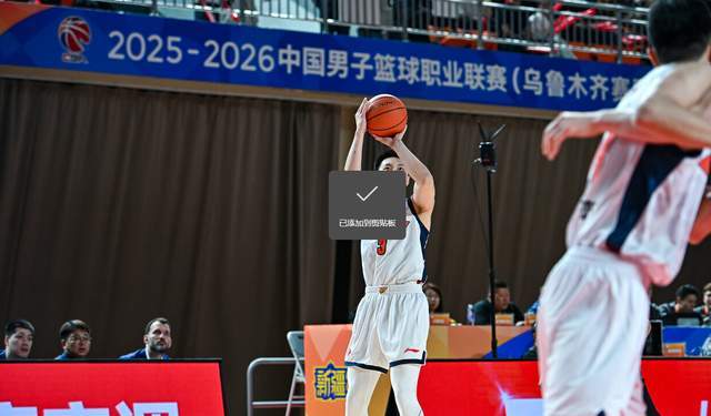 保利体育登录入口-十一冠王为何遭新疆队逆转?杜锋暗批4人,道出输球原因,该醒了